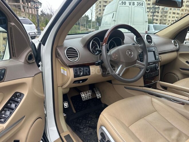 Mercedes GL 550 2011, 179,000 km - 5.5 l - Bakı