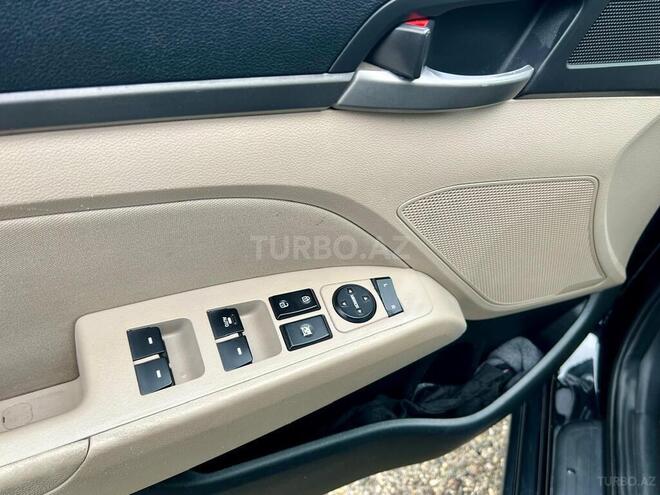 Hyundai Elantra 2016, 160,000 km - 2.0 l - Bakı