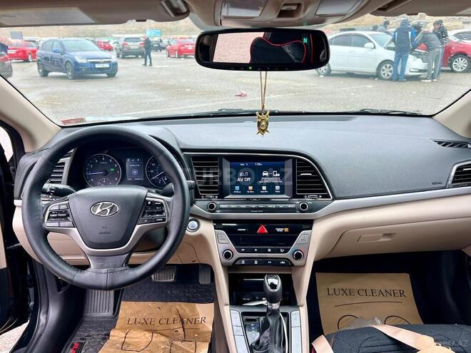 Hyundai Elantra 2016, 160,000 km - 2.0 l - Bakı