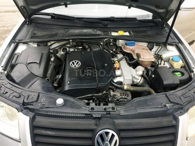 Volkswagen Passat 2004, 230,589 km - 1.8 l - Xırdalan