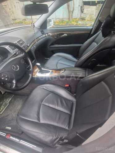 Mercedes E 240 2005, 298,000 km - 2.4 l - Bakı