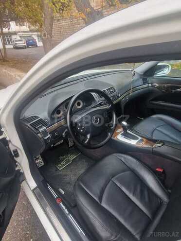 Mercedes E 240 2005, 298,000 km - 2.4 l - Bakı