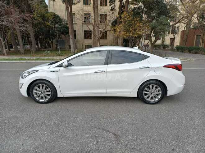 Hyundai Avante 2013, 215,000 km - 1.6 l - Bakı