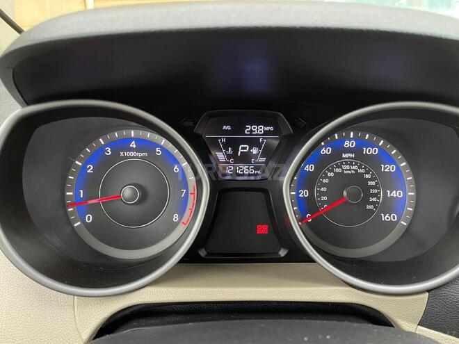 Hyundai Elantra 2014, 194,731 km - 1.8 l - Bakı