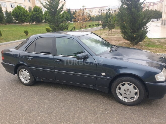 Mercedes C 200 1998, 330,000 km - 2.0 l - Sumqayıt