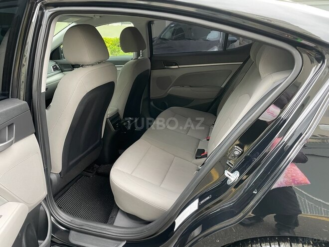 Hyundai Elantra 2018, 134,500 km - 2.0 l - Bakı