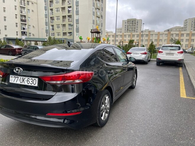 Hyundai Elantra 2018, 134,500 km - 2.0 l - Bakı
