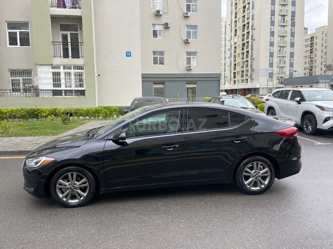 Hyundai Elantra 2018, 134,500 km - 2.0 l - Bakı