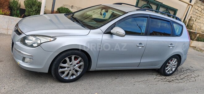 Hyundai i30 2009, 374,000 km - 1.6 л - Bakı