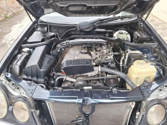 Mercedes E 230 1997, 411,000 km - 2.3 л - Bakı