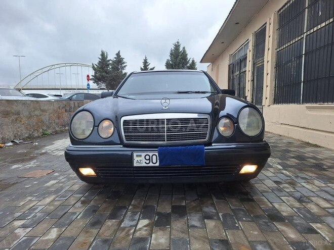 Mercedes E 230 1997, 411,000 km - 2.3 л - Bakı