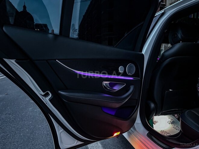 Mercedes E 300 2019, 127,000 km - 2.0 l - Bakı