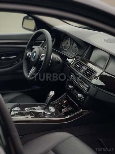 BMW 528 2015, 190,000 km - 2.0 l - Gəncə