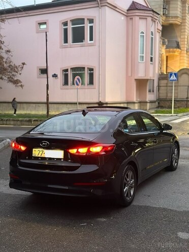 Hyundai Elantra 2018, 157,716 km - 2.0 l - Bakı