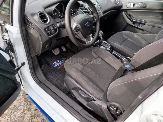 Ford Fiesta 2014, 152,000 km - 1.6 л - Bakı