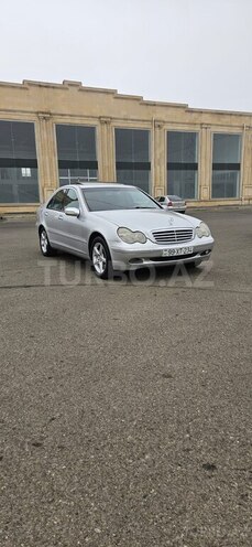 Mercedes C 240 2001, 342,511 km - 2.4 л - Tovuz