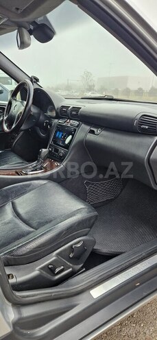 Mercedes C 240 2001, 342,511 km - 2.4 л - Tovuz