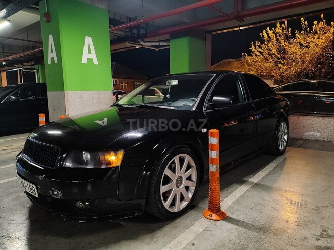 Audi A4 2004, 241,000 km - 1.8 l - Bakı