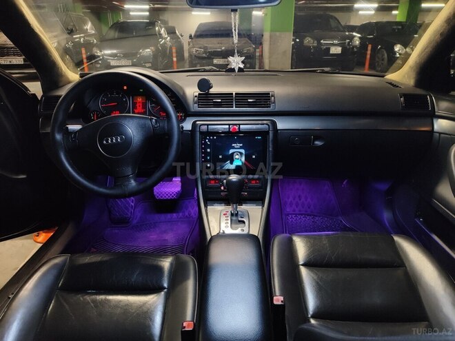 Audi A4 2004, 241,000 km - 1.8 l - Bakı
