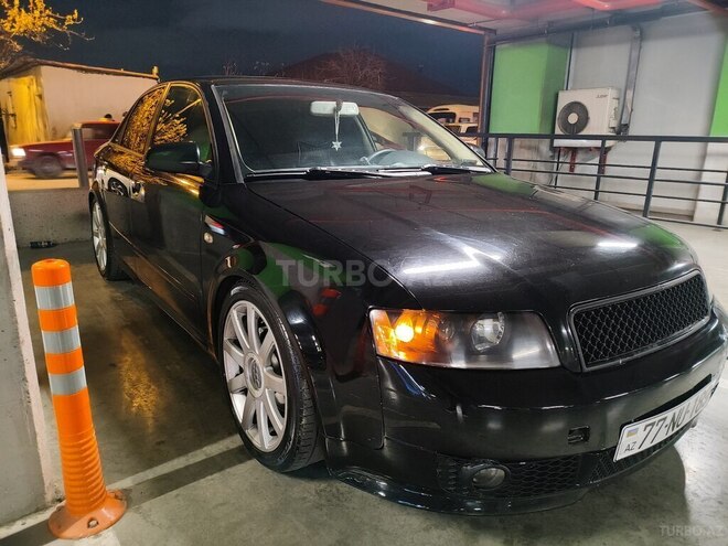 Audi A4 2004, 241,000 km - 1.8 l - Bakı