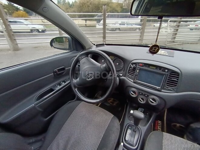 Hyundai Accent 2009, 300,000 km - 1.4 l - Bakı