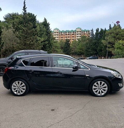 Opel Astra 2011, 313,000 km - 1.3 l - Bakı