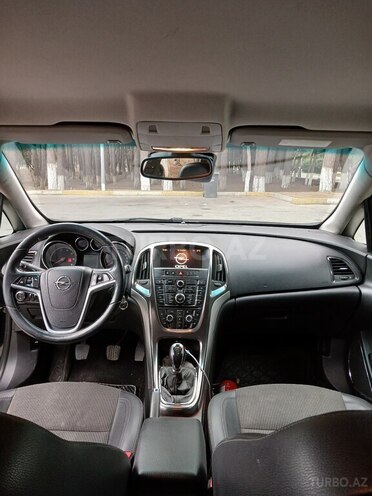 Opel Astra 2011, 313,000 km - 1.3 l - Bakı