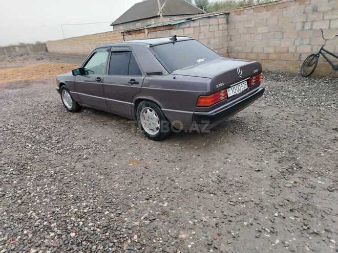 Mercedes 190 1991, 242,000 km - 2.0 l - Zərdab