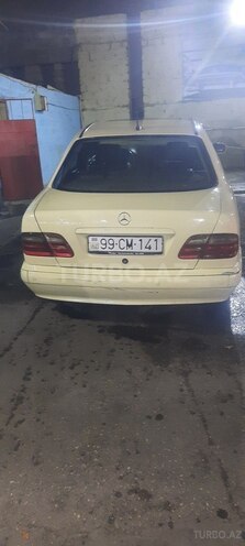 Mercedes E 220 d 2002, 212,341 km - 2.2 l - Bakı