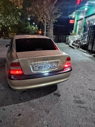 Opel Vectra 1998, 300,000 km - 2.0 л - Bakı