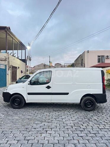 Fiat Doblo 2009, 192,000 km - 1.3 l - Bakı