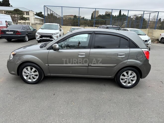 Kia Rio 2010, 128,000 km - 1.4 l - Bakı