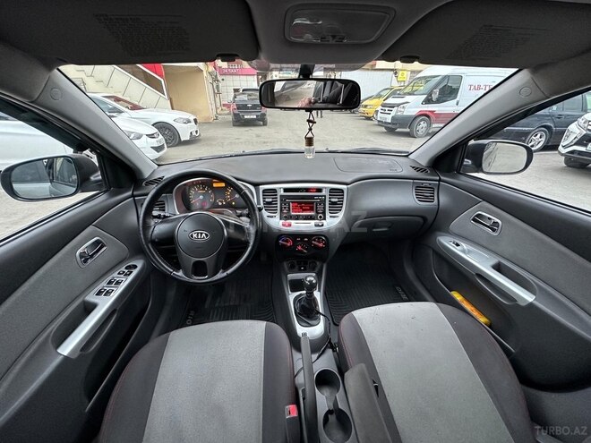 Kia Rio 2010, 128,000 km - 1.4 l - Bakı