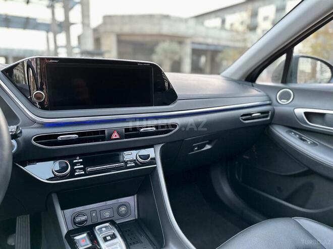 Hyundai Sonata-10