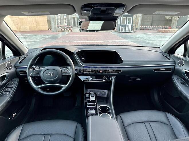 Hyundai Sonata-9