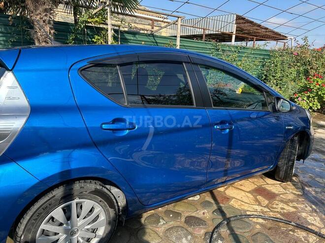 Toyota Aqua 2014, 110,000 km - 1.5 l - Gəncə
