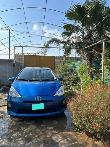 Toyota Aqua 2014, 110,000 km - 1.5 l - Gəncə