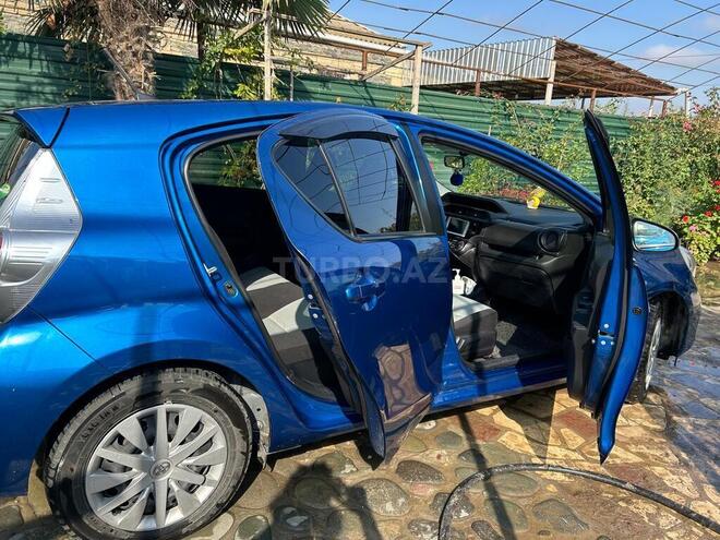 Toyota Aqua 2014, 110,000 km - 1.5 l - Gəncə