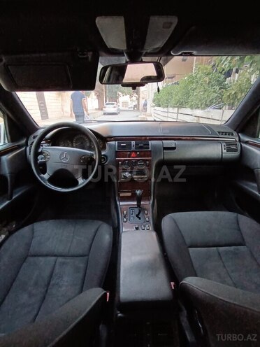 Mercedes E 230 1996, 50,000 km - 2.3 l - Bakı