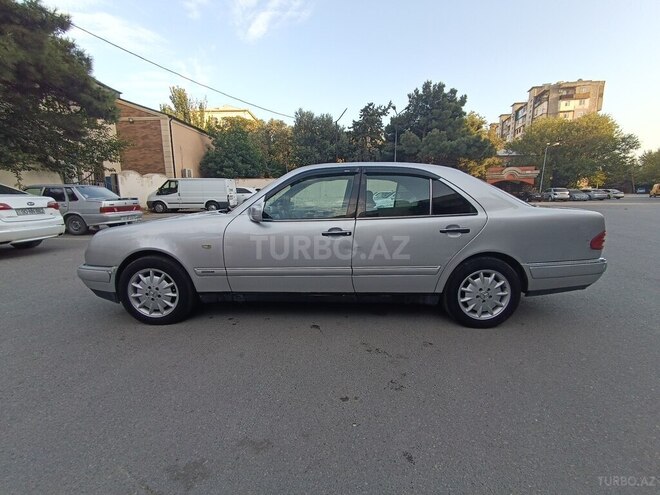 Mercedes E 230 1996, 50,000 km - 2.3 l - Bakı