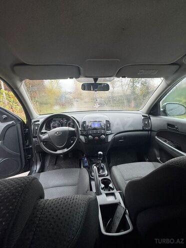 Hyundai i30 2009, 254,000 km - 1.4 l - Bakı