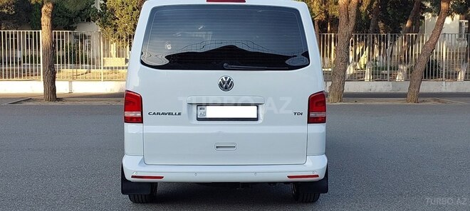 Volkswagen Caravelle 2015, 153,000 km - 2.0 l - Bakı
