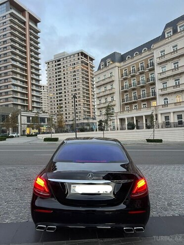 Mercedes E 200 d 2018, 22,000 km - 2.0 l - Bakı