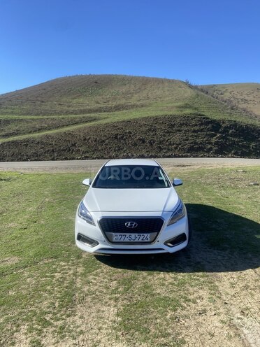 Hyundai Sonata-18