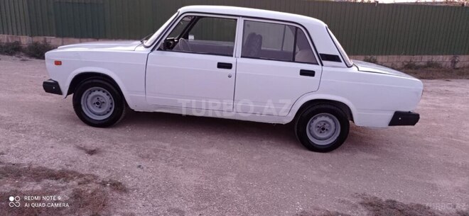 LADA (VAZ) 2107 2011, 12,589 km - 1.6 l - Salyan