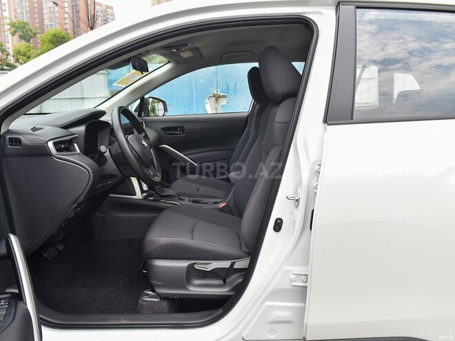 Toyota Corolla Cross 2024, 0 km - 2.0 л - Bakı
