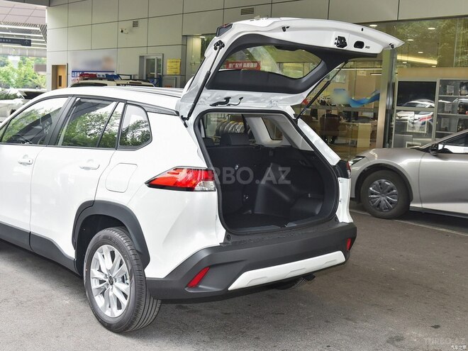 Toyota Corolla Cross 2024, 0 km - 2.0 л - Bakı