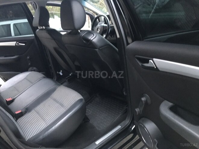 Mercedes B 180 2007, 187,000 km - 1.7 l - Sumqayıt