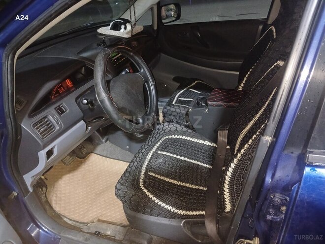 Suzuki  2002, 41,000 km - 2.0 л - Bakı