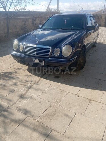 Mercedes E 240 1998, 285,700 km - 2.4 л - Bakı